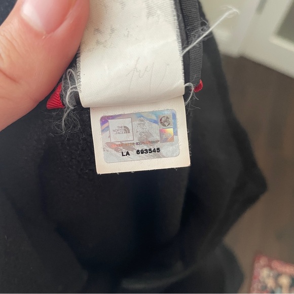 THE NORTH FACE | black zip up with mock neck - Picture 6 of 6